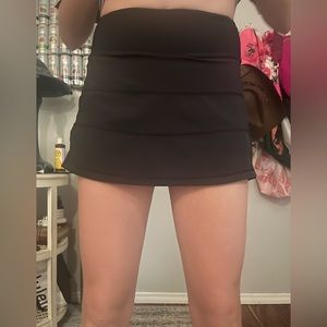 lulu skirt🖤